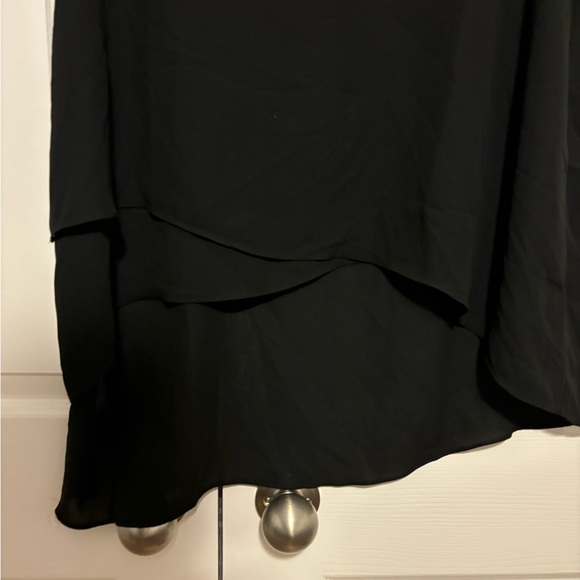 Sleeveless blouse - Picture 2 of 4